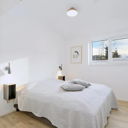 Gorgeous In Lembruchduemmer With Sauna * Lembruch